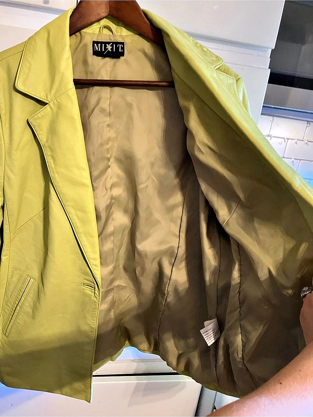MIXIT Women's Light Green Leather Blazer Jacket Like New - Picture 8 of 14